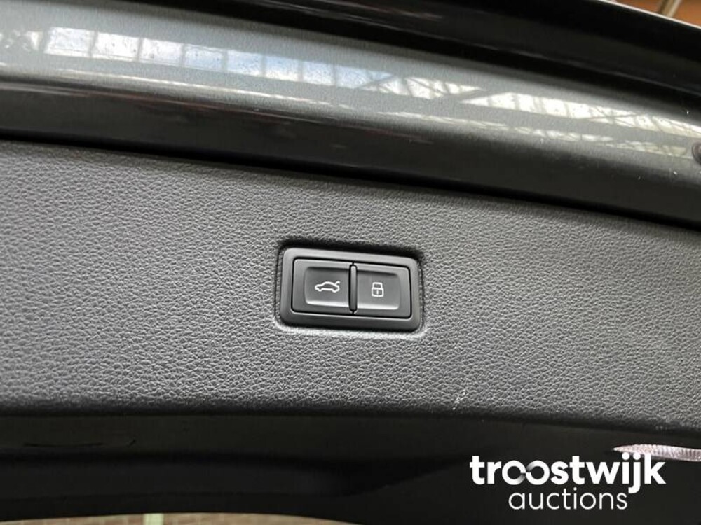 Audi Q7 E-Tron S-Line 3.0 TDI Quattro Sport  371PS 2016 -Orig. NL-, NB-628-X