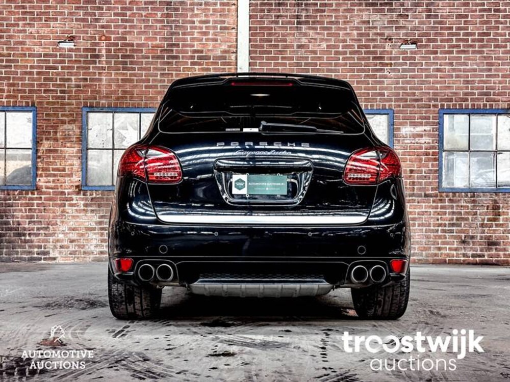 Porsche Cayenne Turbo 4.8 V8 500PS 2012