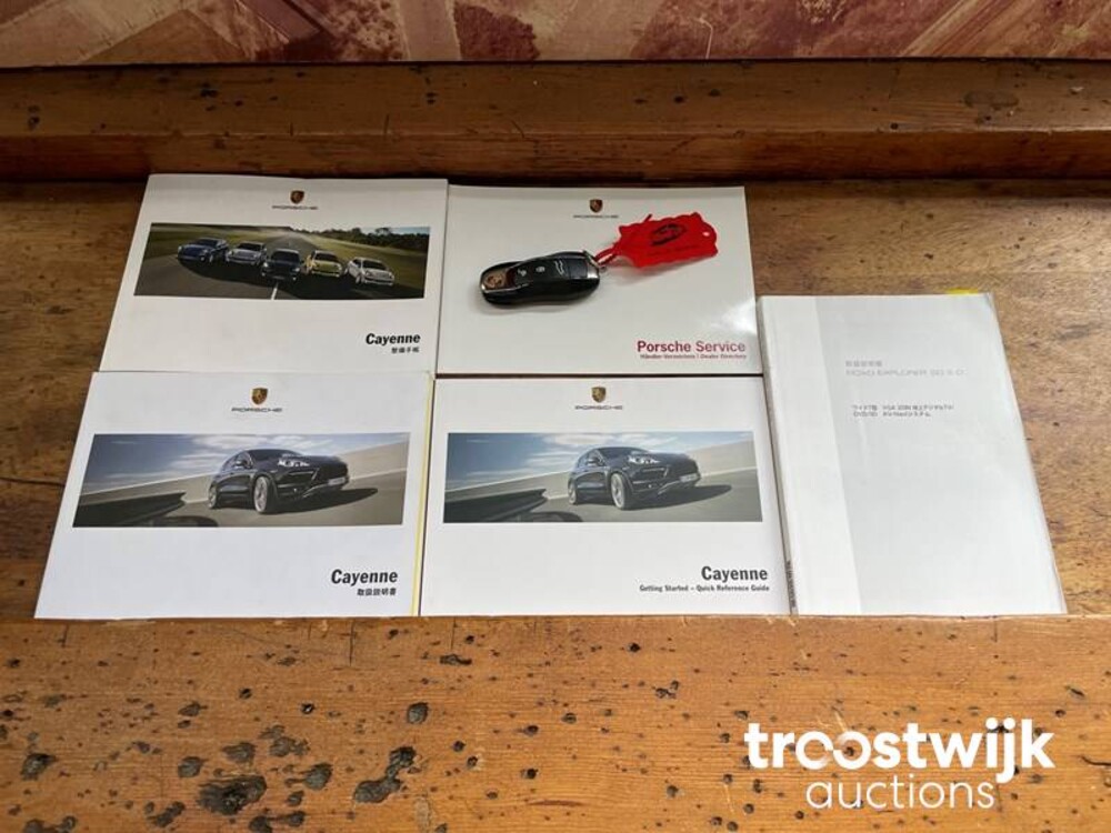 Porsche Cayenne Turbo 4.8 V8 500PS 2012