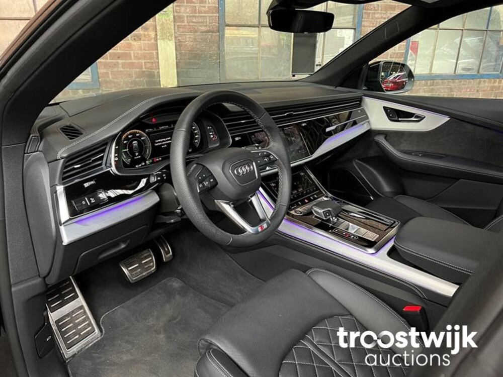 Audi Q8 60 TFSIe S-Line 3.0 Quattro  467 PS 2022, T-001-HD