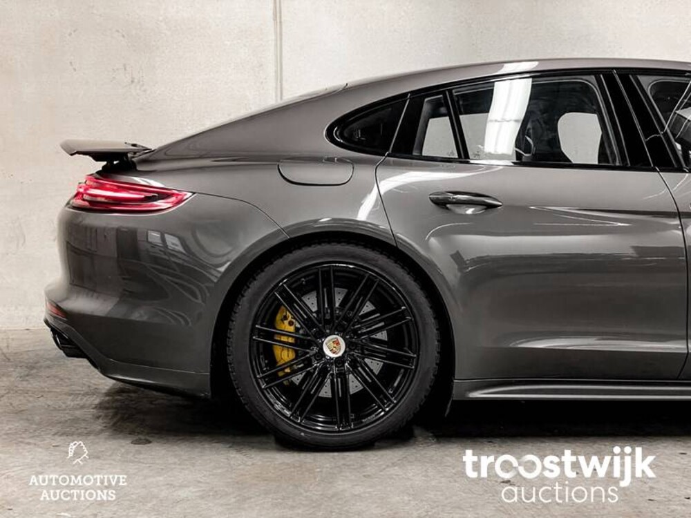 Porsche Panamera Turbo 4.0 V8 549pk 2017 -Orig. NL-, NB-948-F