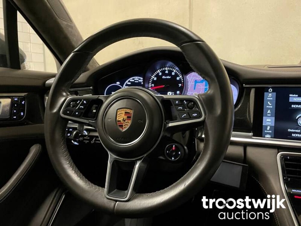 Porsche Panamera Turbo 4.0 V8 549pk 2017 -Orig. NL-, NB-948-F