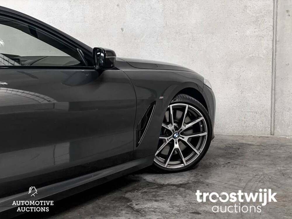 BMW M850i xDrive 4.4 V8 High Executive CARBON 530pk 2019 -Orig. NL- 8-serie, XG-859-N