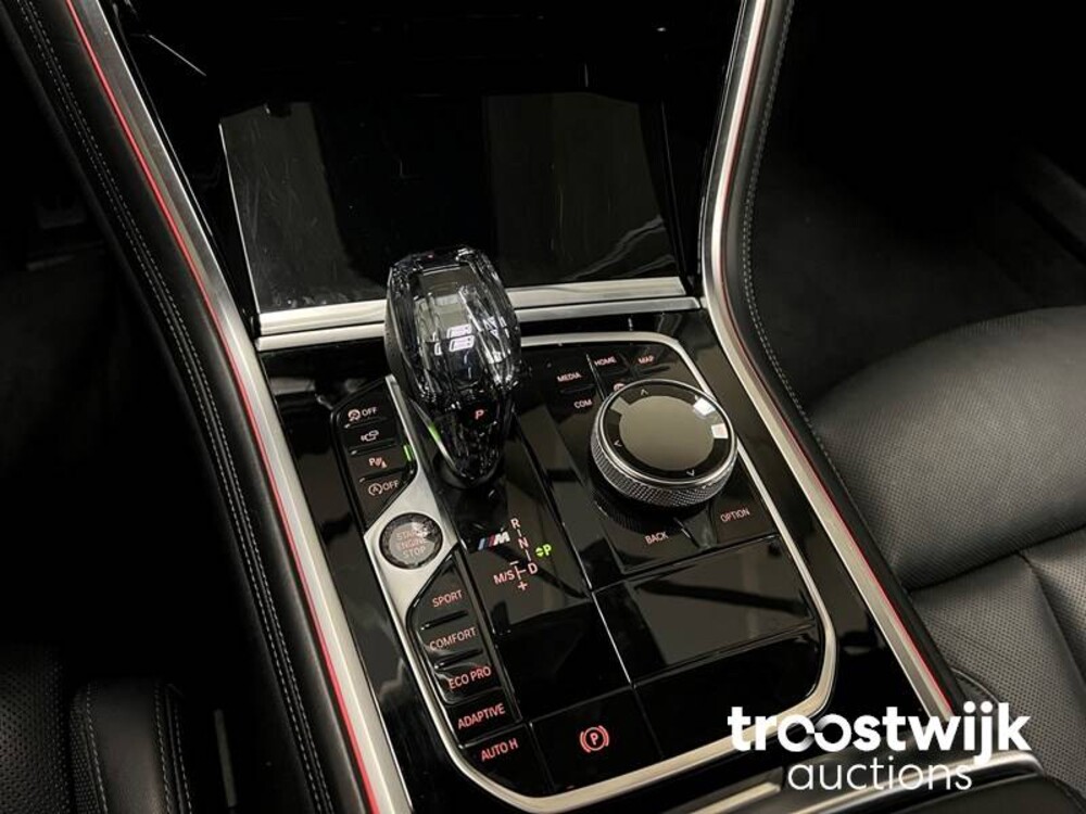 BMW M850i xDrive 4.4 V8 High Executive CARBON 530pk 2019 -Orig. NL- 8-serie, XG-859-N