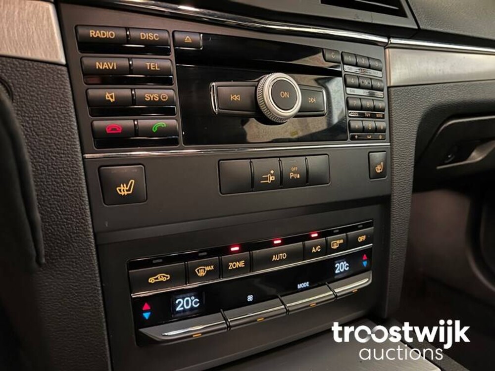 Mercedes-Benz E200 CGI Elegance Avantgarde 184pk 2010, XD-523-H