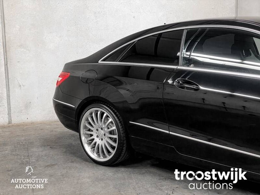 Mercedes-Benz E200 CGI Elegance Avantgarde 184pk 2010, XD-523-H