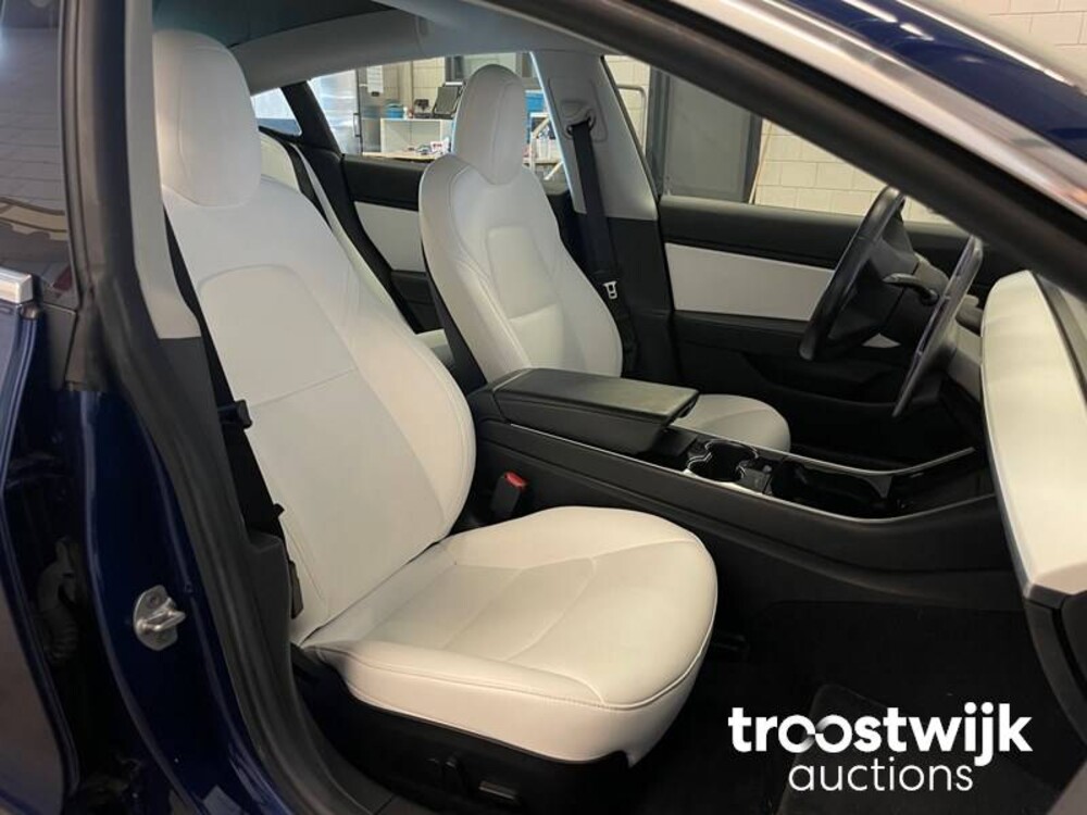 Tesla Model 3 LONG RANGE Dual Motor AWD 351pk 2019 -Orig. NL-, ZL-048-B