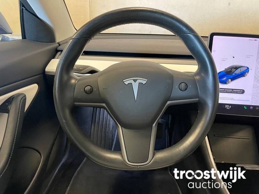 Tesla Model 3 LONG RANGE Dual Motor AWD 351pk 2019 -Orig. NL-, ZL-048-B