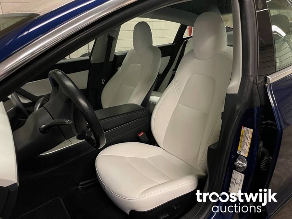 Tesla Model 3 LONG RANGE Dual Motor AWD 351pk 2019 -Orig. NL-, ZL-048-B