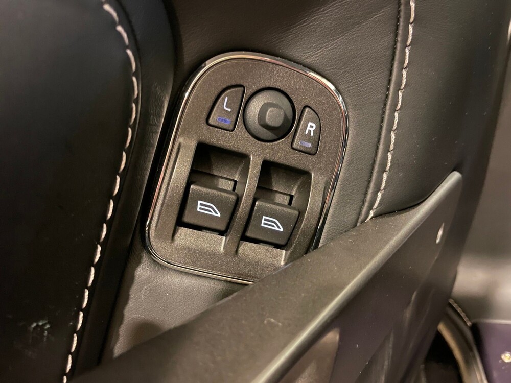 Aston Martin V8 Vantage 4.7 Sportshift 426PS 2009, 49-PRF-6