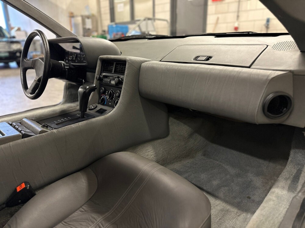 DeLorean DMC-12 2.8 V6 130PS 1981