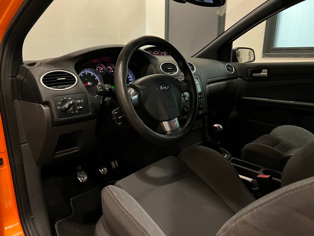 Ford Focus ST 2.5 Stage 2 Downpipe 226PS 2006, KJ-472-L