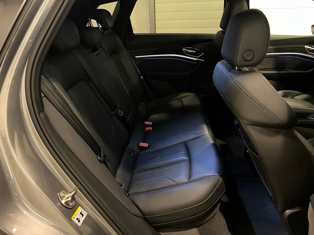 Audi E-Tron 55 Quattro Advanced Pro Line 95 kWh 360PS 2019, G-174-FF