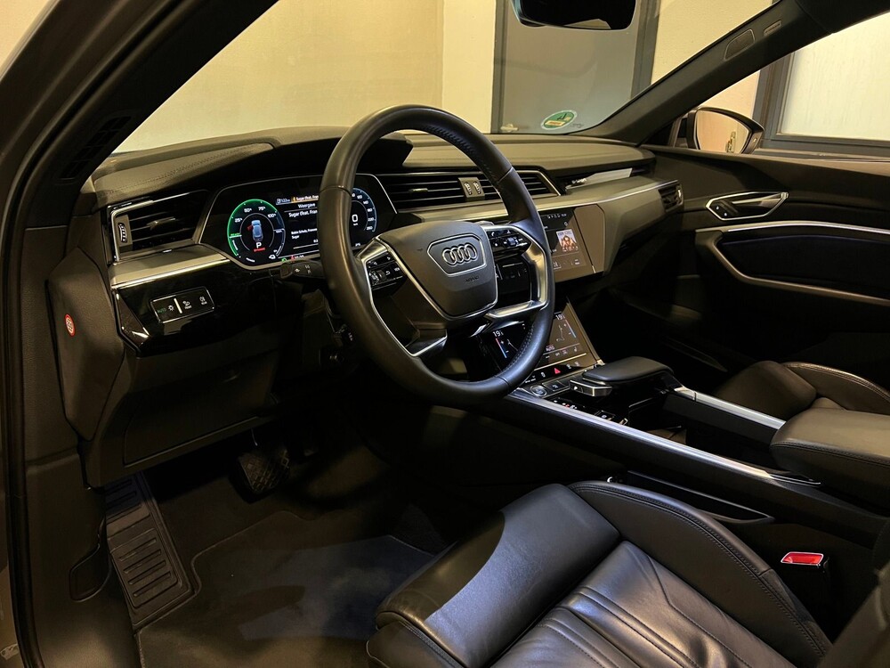 Audi E-Tron 55 Quattro Advanced Pro Line 95 kWh 360PS 2019, G-174-FF