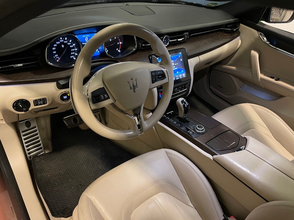 Maserati Quattroporte GranLusso 3.0 D NEUES MODELL 275PS 2017, H-942-XN