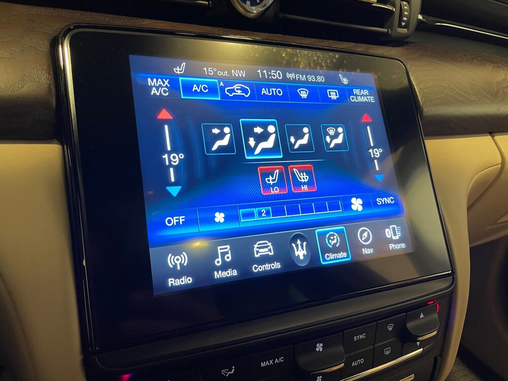 Maserati Quattroporte GranLusso 3.0 D NEUES MODELL 275PS 2017, H-942-XN