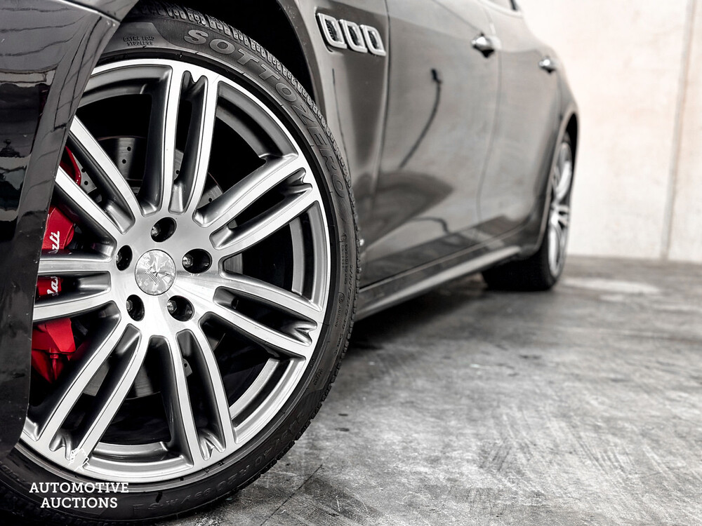 Maserati Quattroporte GranLusso 3.0 D NEUES MODELL 275PS 2017, H-942-XN