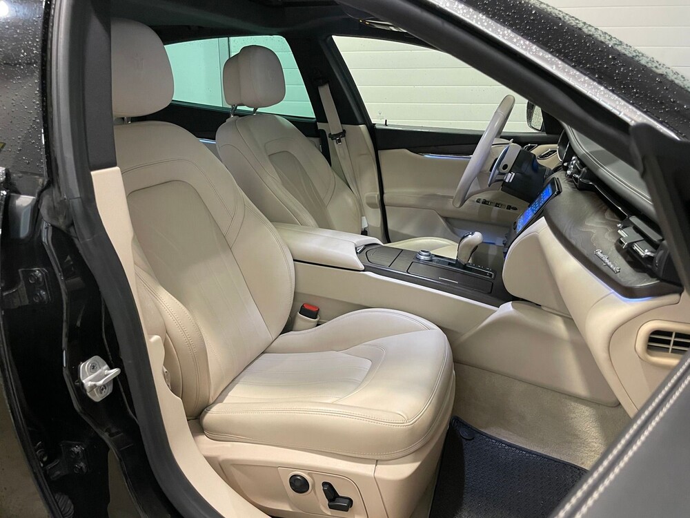 Maserati Quattroporte GranLusso 3.0 D NEUES MODELL 275PS 2017, H-942-XN