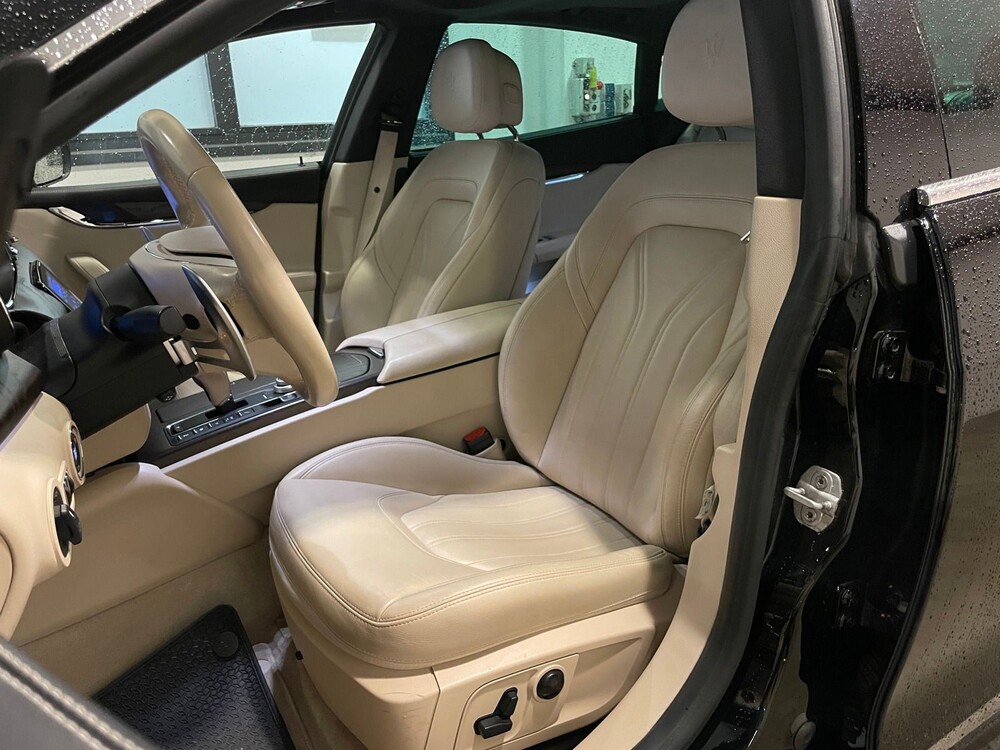 Maserati Quattroporte GranLusso 3.0 D NEUES MODELL 275PS 2017, H-942-XN