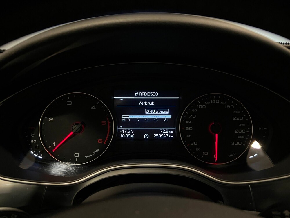 Audi A6 Avant 2.0 TDI Ultra Business Edition 190PS 2014, ST-845-X