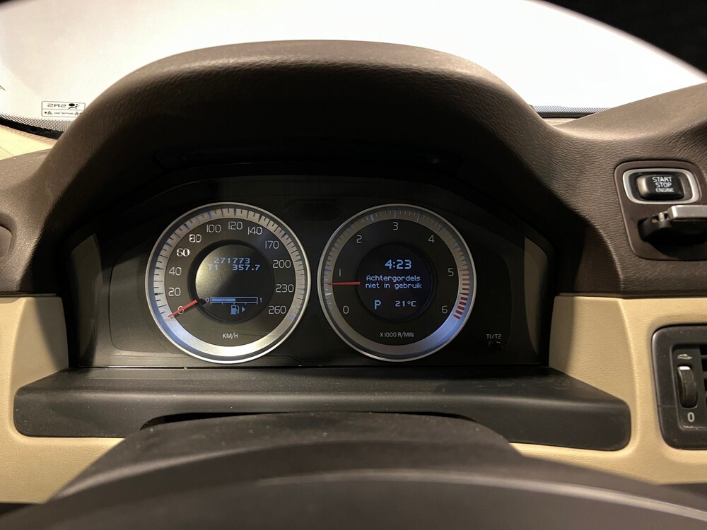 Volvo XC70 D5 Ocean Race 215PS 2011 -Orig. NL-, 87-SHD-3