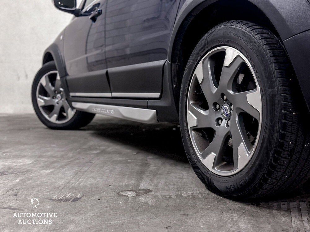 Volvo XC70 D5 Ocean Race 215PS 2011 -Orig. NL-, 87-SHD-3