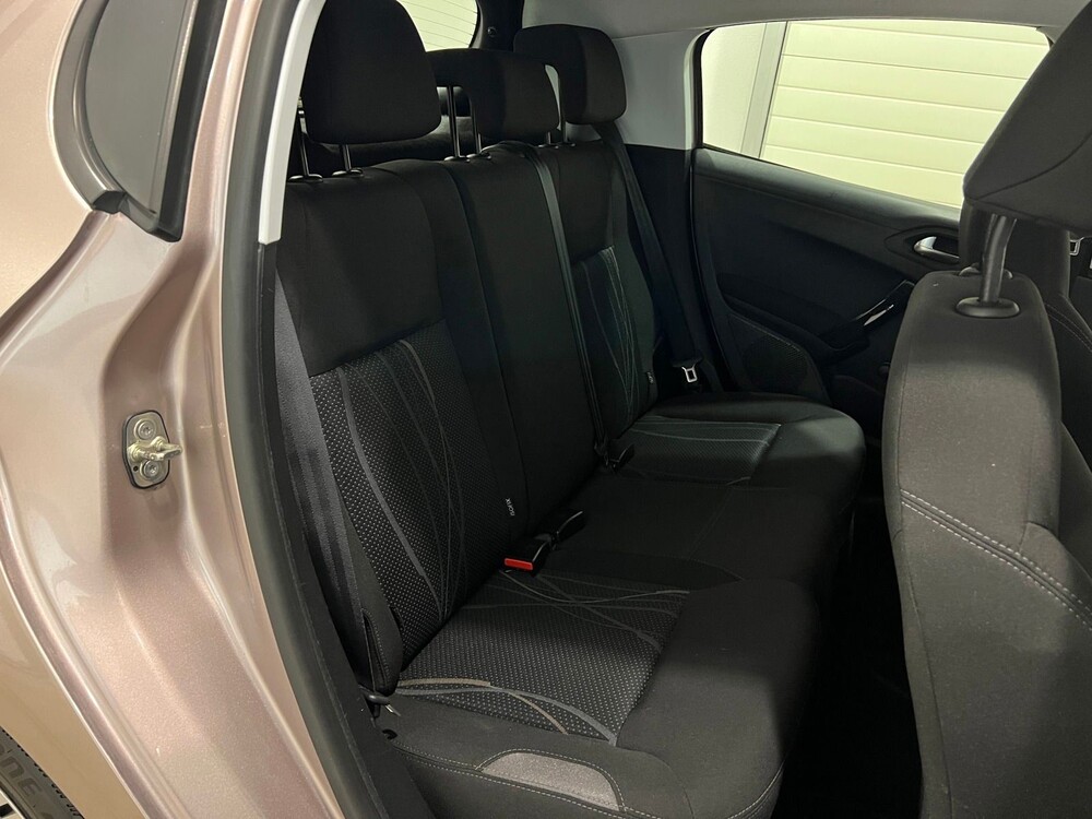 Peugeot 208 VTi Envy 82PS 2013 -Orig. NL-, 22-ZPT-8