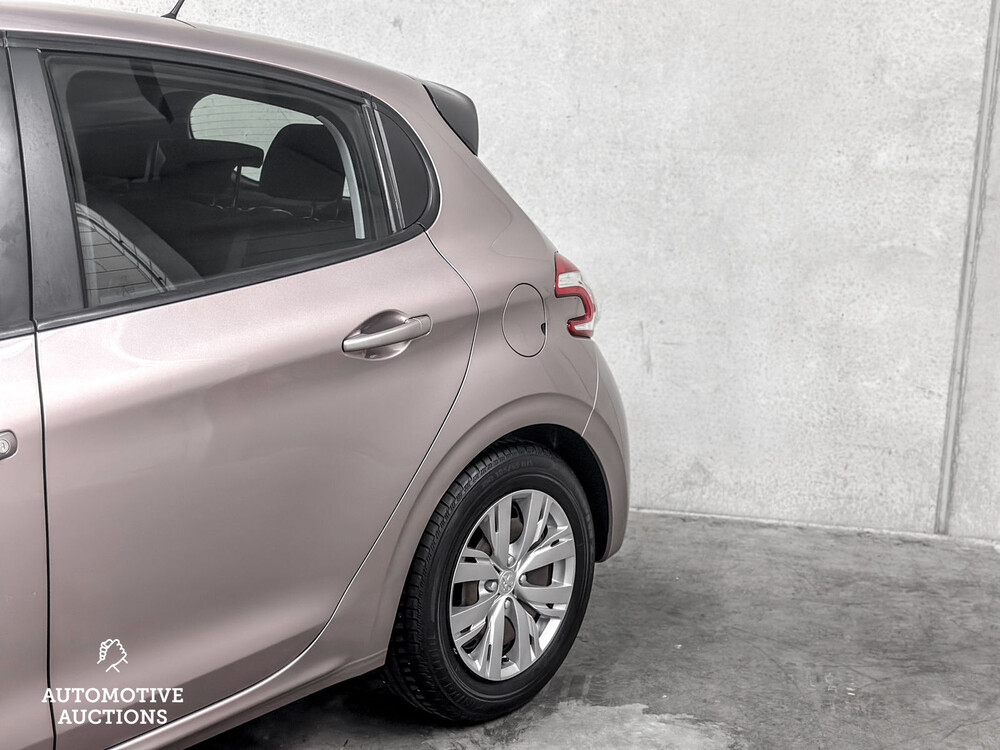 Peugeot 208 VTi Envy 82PS 2013 -Orig. NL-, 22-ZPT-8