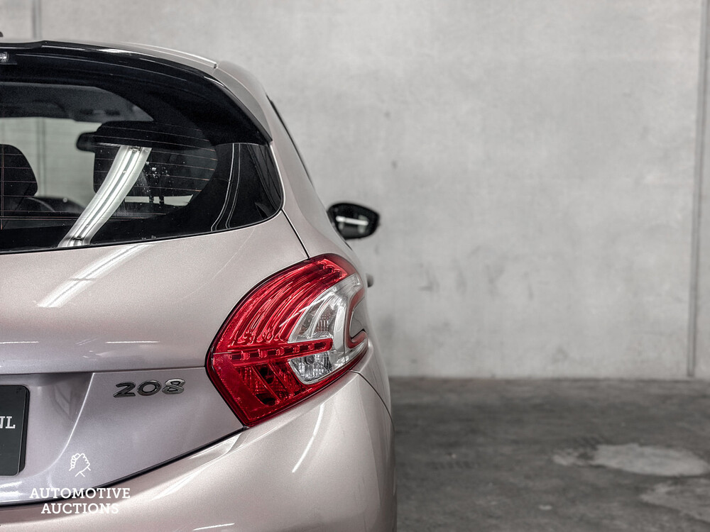 Peugeot 208 VTi Envy 82PS 2013 -Orig. NL-, 22-ZPT-8