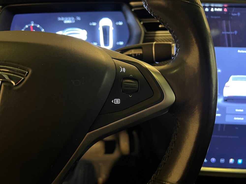 Tesla Model X 100D 6-seater 417hp 2017 -Orig. NL-, PT-892-R