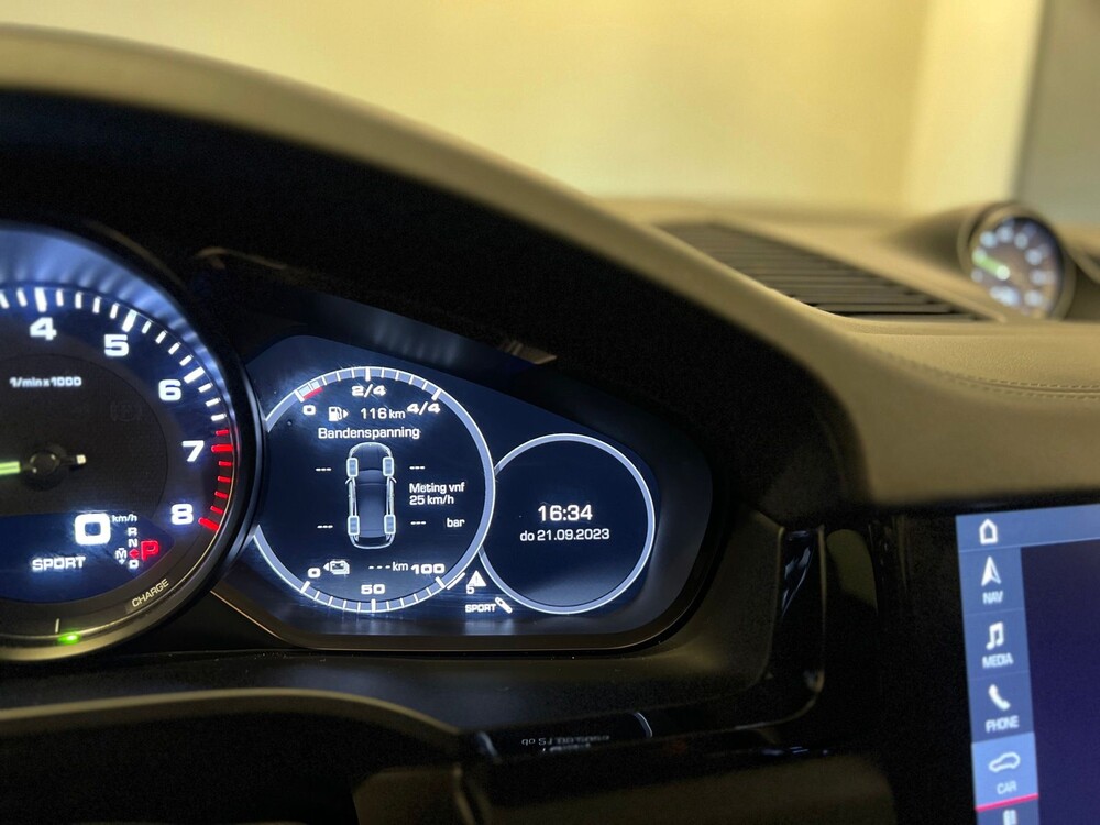 Porsche Cayenne E-Hybrid 3.0 V6 Sport-Chrono 462PS 2018 -Orig. NL-, TD-052-B