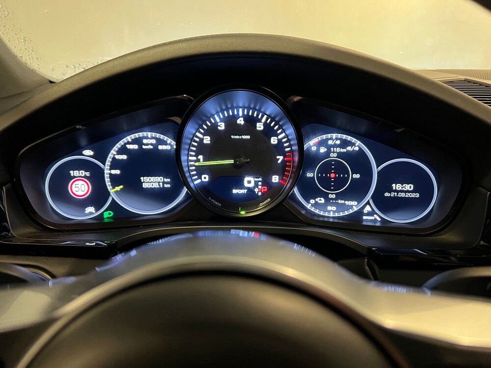 Porsche Cayenne E-Hybrid 3.0 V6 Sport-Chrono 462PS 2018 -Orig. NL-, TD-052-B