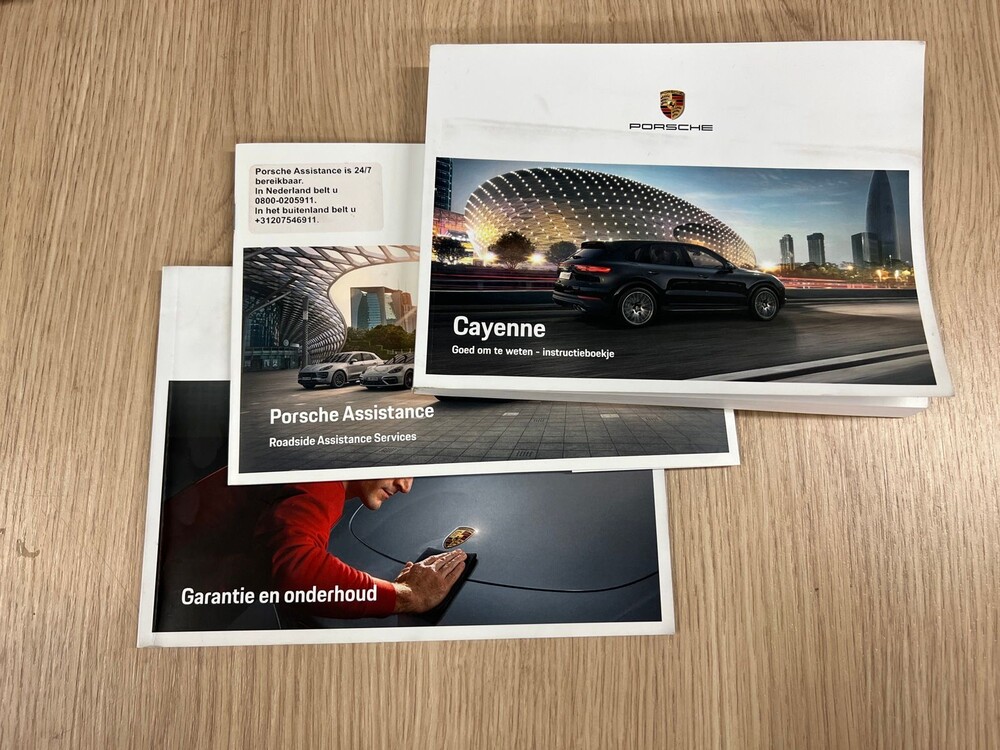 Porsche Cayenne E-Hybrid 3.0 V6 Sport-Chrono 462PS 2018 -Orig. NL-, TD-052-B