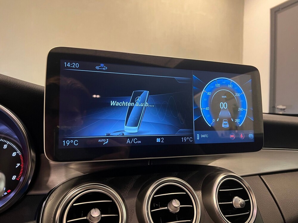 Mercedes-Benz C200 AMG Premium 184PS 2018, ZT-366-V