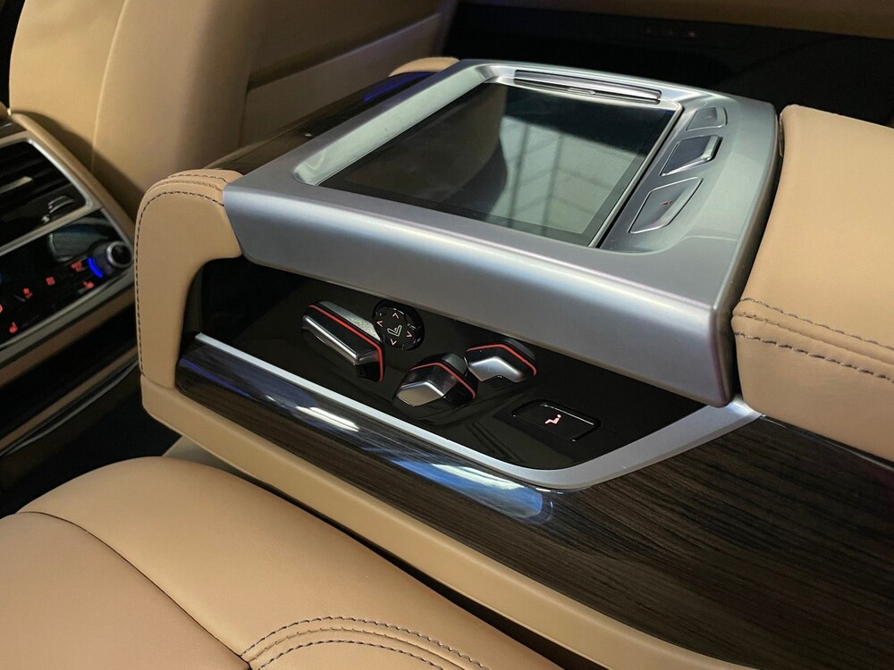 BMW 745e M-Sport Teile Plug-In Hybrid G11 ORG-NL 394PS 2019 -Orig. NL- 7er-Serie, ZR-171-V