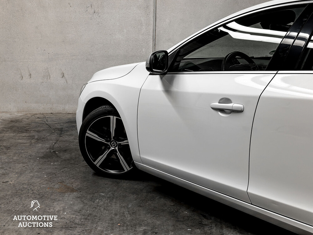 Volvo V60 Business Sport 2.0 D4 190PS 2018 -Orig. NL-, TL-707-B