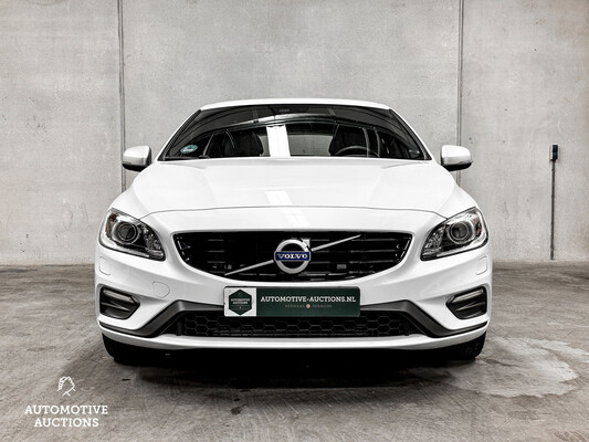 Volvo V60 Business Sport 2.0 D4 190hp 2018 -Orig. NL-, TL-707-B