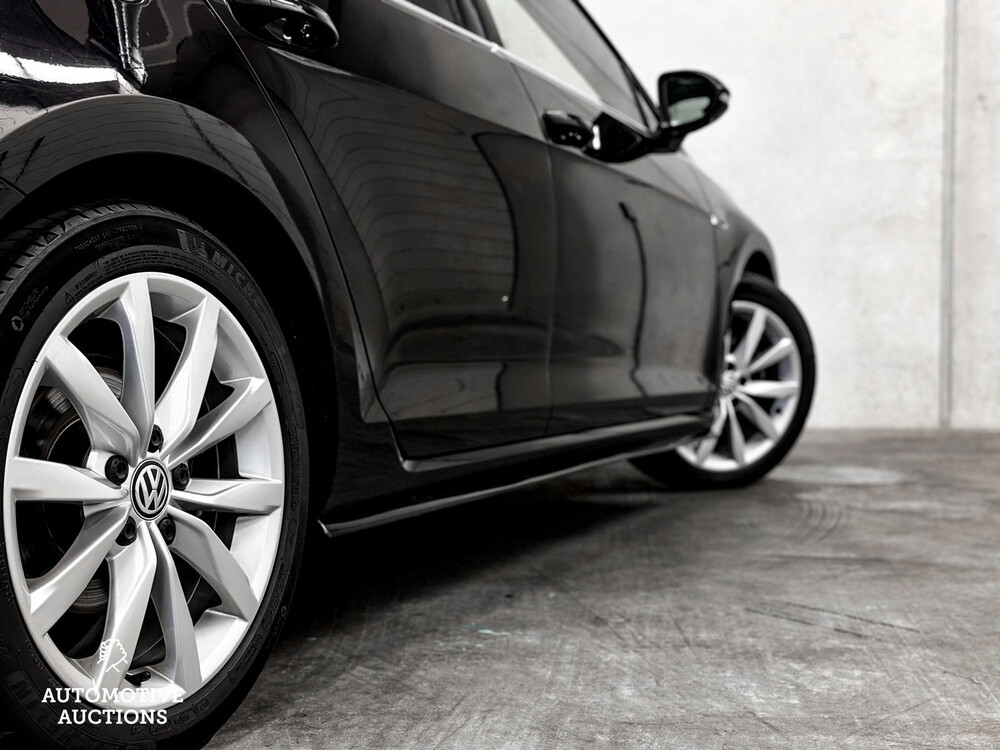 Volkswagen Golf Variant 1.4 TSI Highline Business R 150PS 2018, SP-298-B