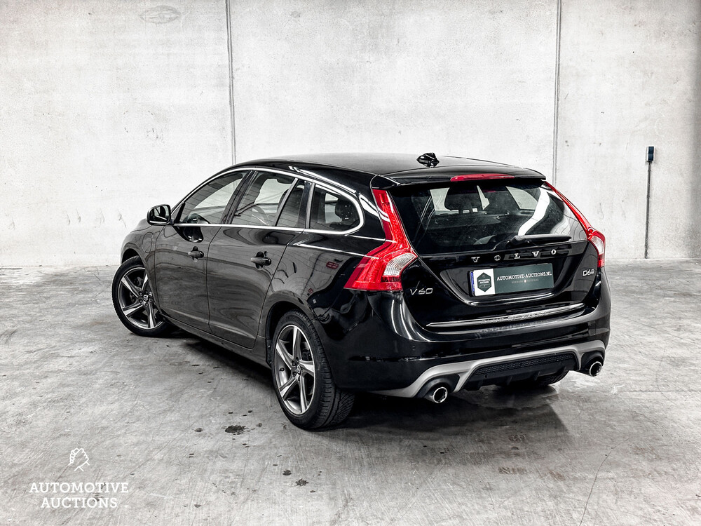 Volvo V60 R-Design 2.4 D6 Twin Engine 220PS 2015 -Orig. EN-, GJ-646-L