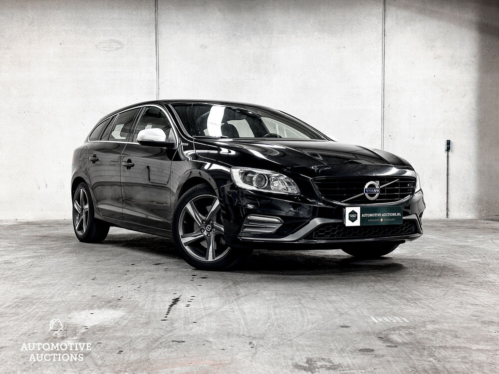 Volvo V60 R-Design 2.4 D6 Twin Engine 220PS 2015 -Orig. EN-, GJ-646-L
