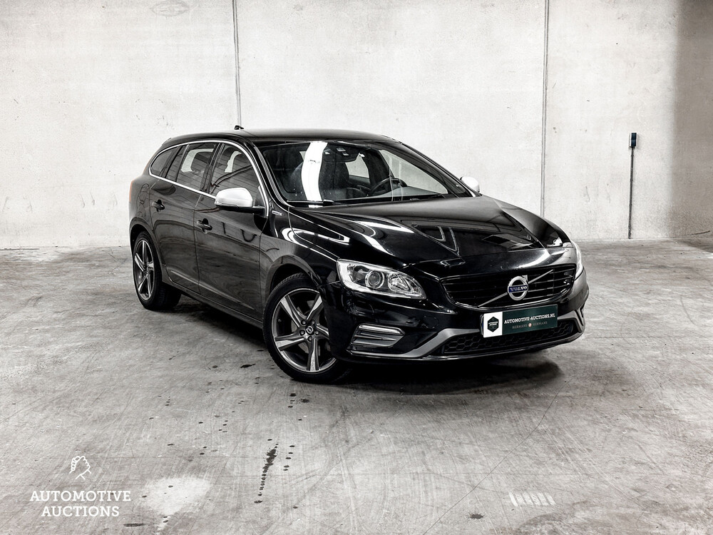 Volvo V60 R-Design 2.4 D6 Twin Engine 220PS 2015 -Orig. EN-, GJ-646-L
