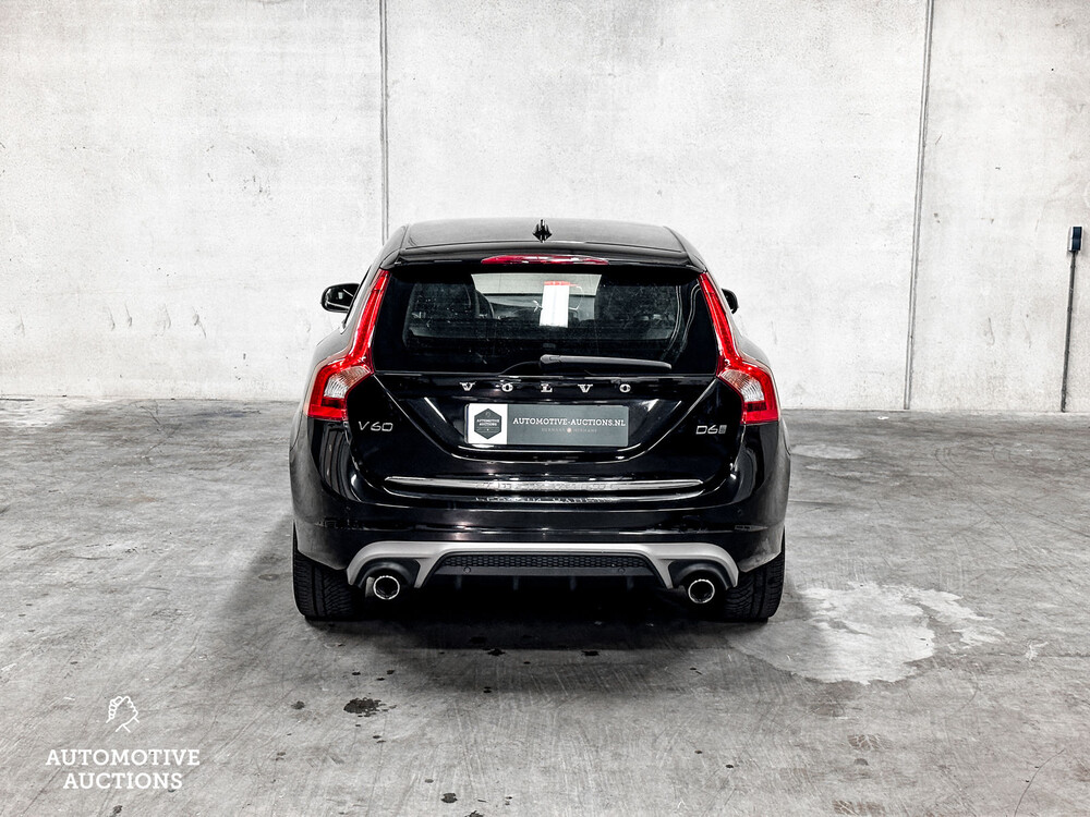 Volvo V60 R-Design 2.4 D6 Twin Engine 220PS 2015 -Orig. EN-, GJ-646-L