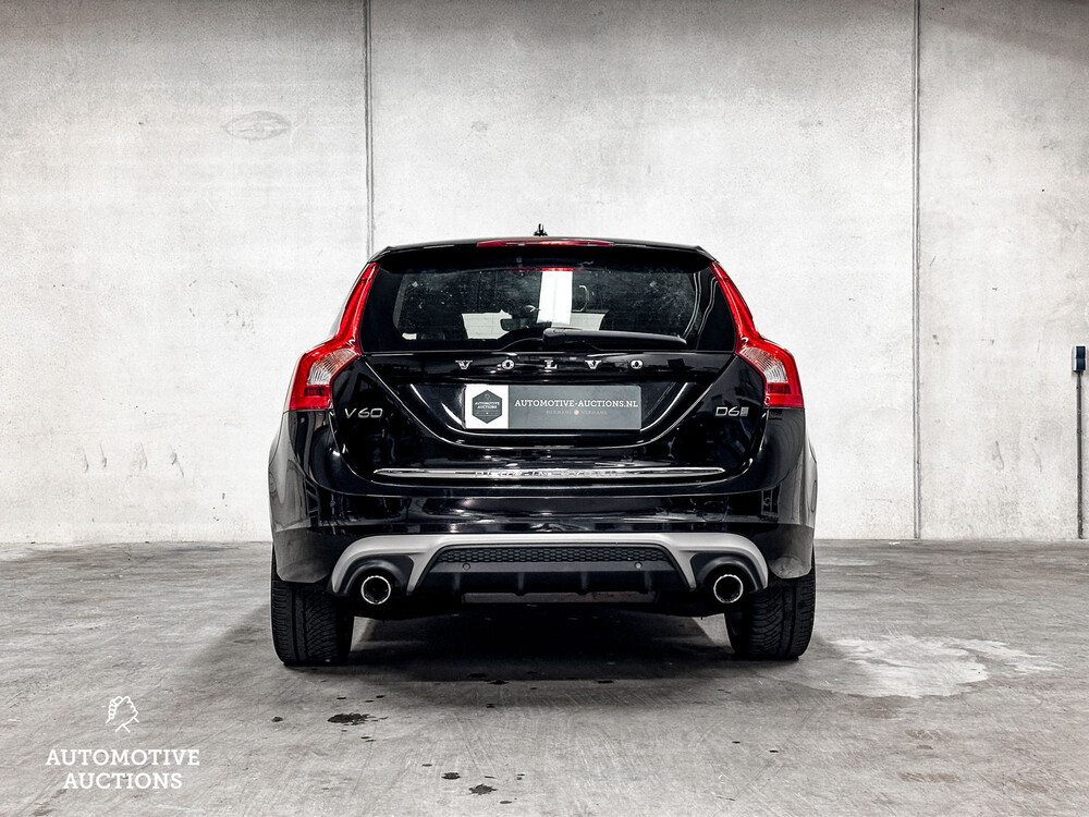 Volvo V60 R-Design 2.4 D6 Twin Engine 220PS 2015 -Orig. EN-, GJ-646-L
