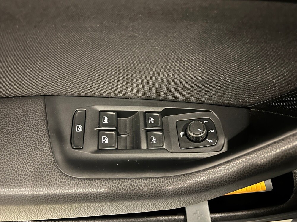 Volkswagen Passat Variant 1.6 TDI DSG Comfortline Business 120PS 2018 -Orig. EN-, RN-337-T