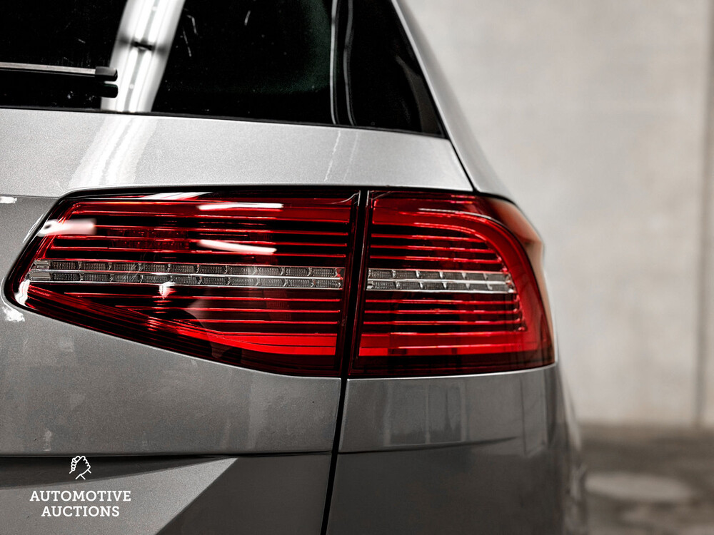 Volkswagen Passat Variant 1.6 TDI DSG Comfortline Business 120PS 2018 -Orig. EN-, RN-337-T