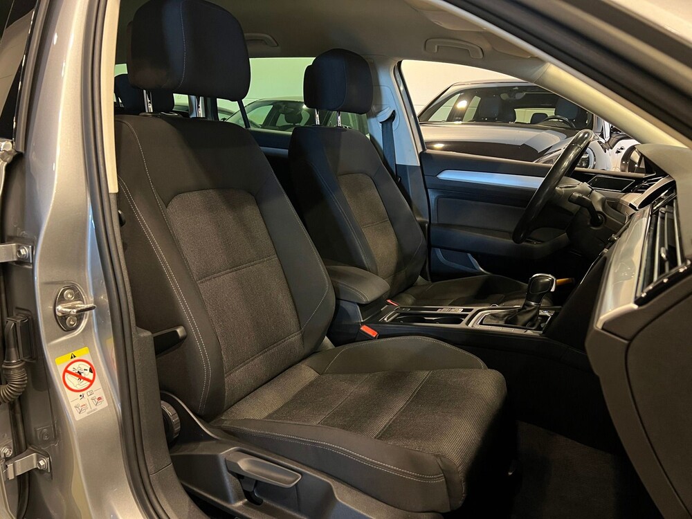 Volkswagen Passat Variant 1.6 TDI DSG Comfortline Business 120PS 2018 -Orig. EN-, RN-337-T