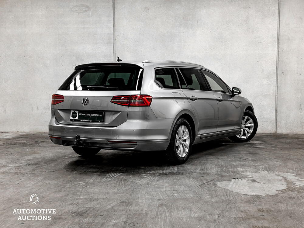 Volkswagen Passat Variant 1.6 TDI DSG Comfortline Business 120PS 2018 -Orig. EN-, RN-337-T