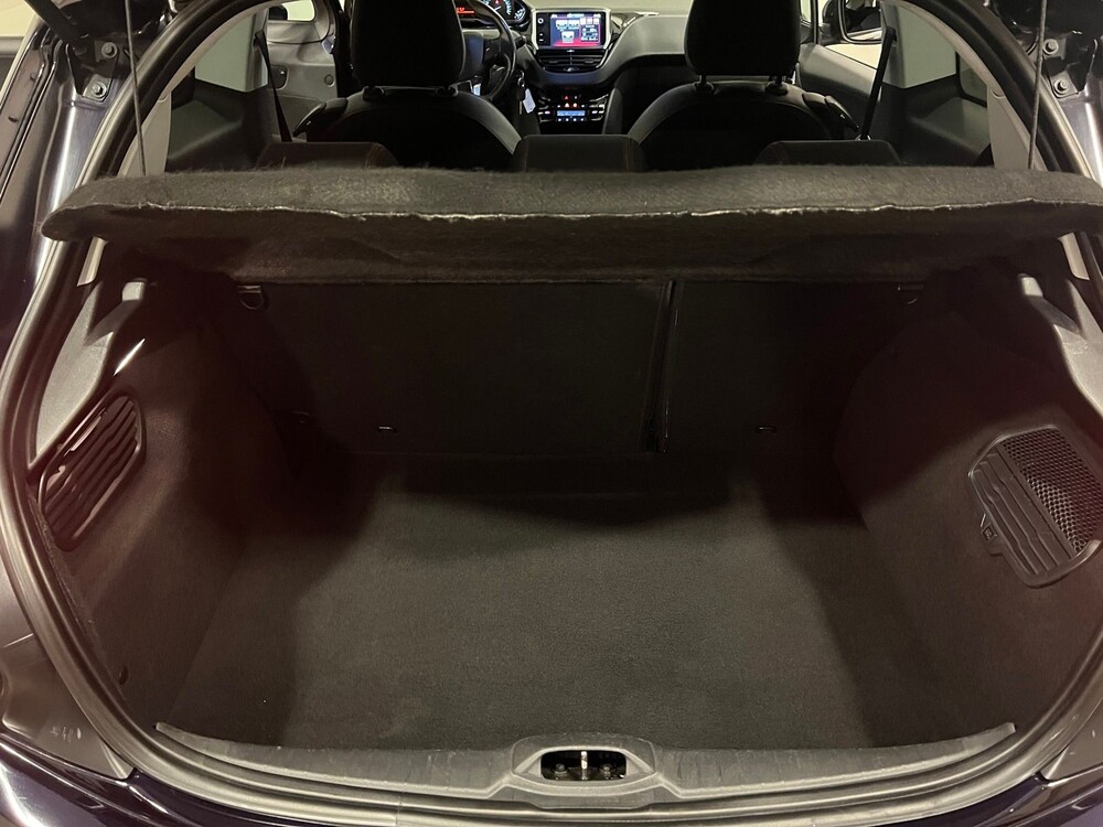 Peugeot 208 GT-line 1.2 PureTech 110PS 2016, L-188-DJ