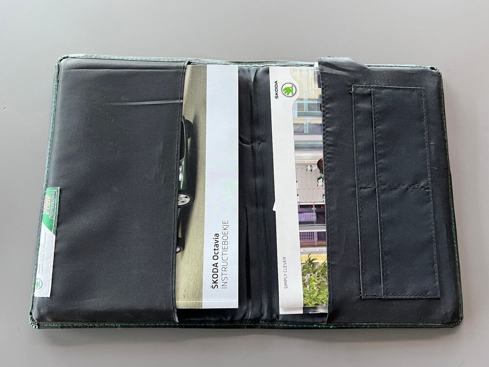 Skoda Octavia Combi 1.8 TSI Elegance 160PS 2012, 64-SXX-5