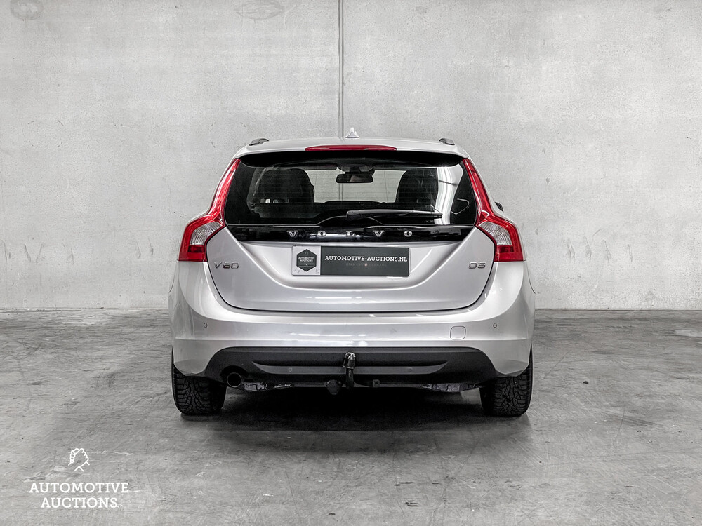 Volvo V60 2.0 D3 5-Zylinder Momentum 163PS 2011, 10-XRX-7